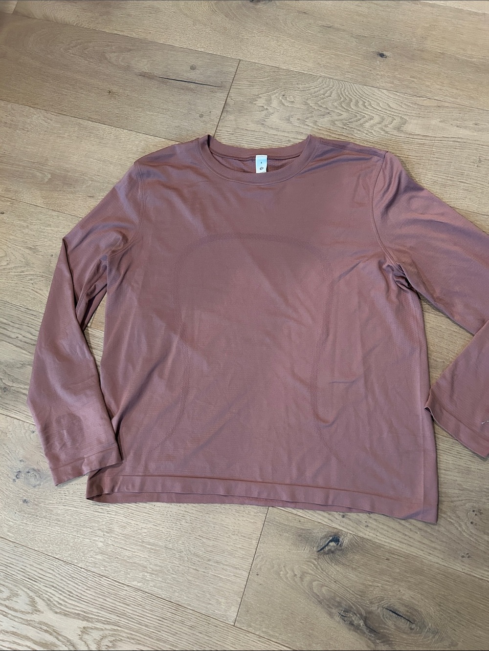 lululemon athletica Men's Long Sleeve Crew - Dusty Rose